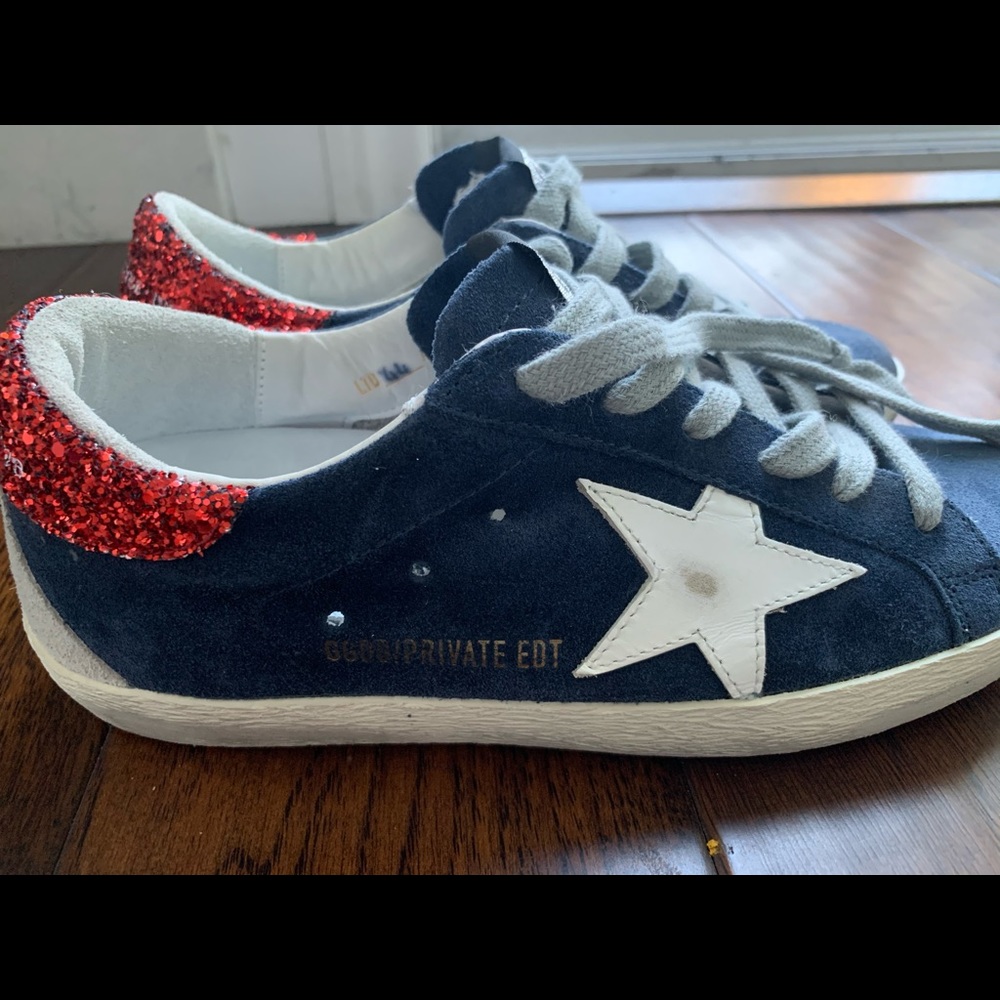 Slightly worn Golden Goose Superstar Sneakers. - Picture 4 of 8